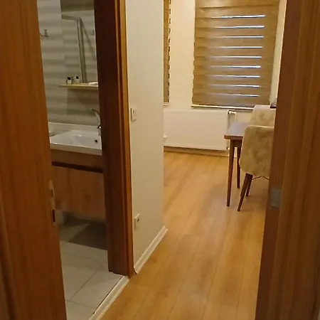 شقة Karaca